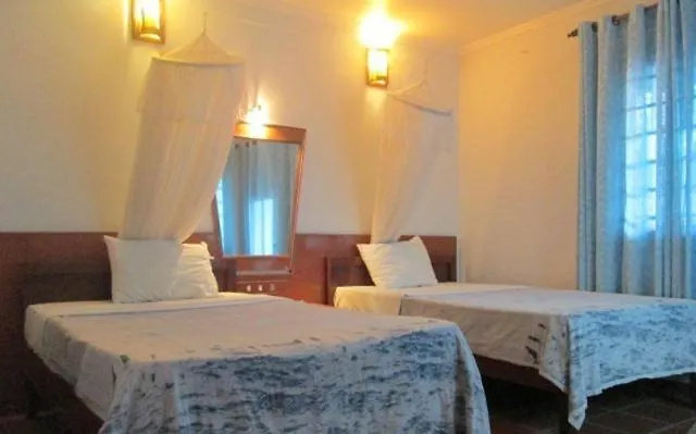 Отель Suoi Tien Mui Ne 3*
