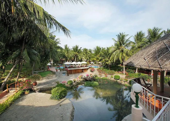 Отель Suoi Tien Mui Ne 3*