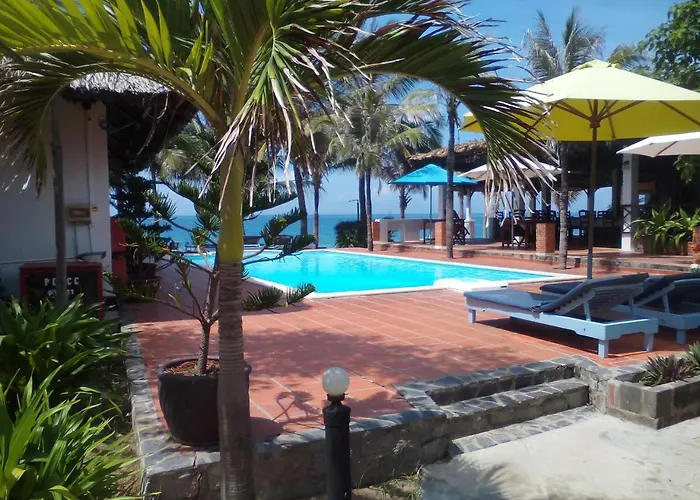 Отель Suoi Tien Mui Ne 3*